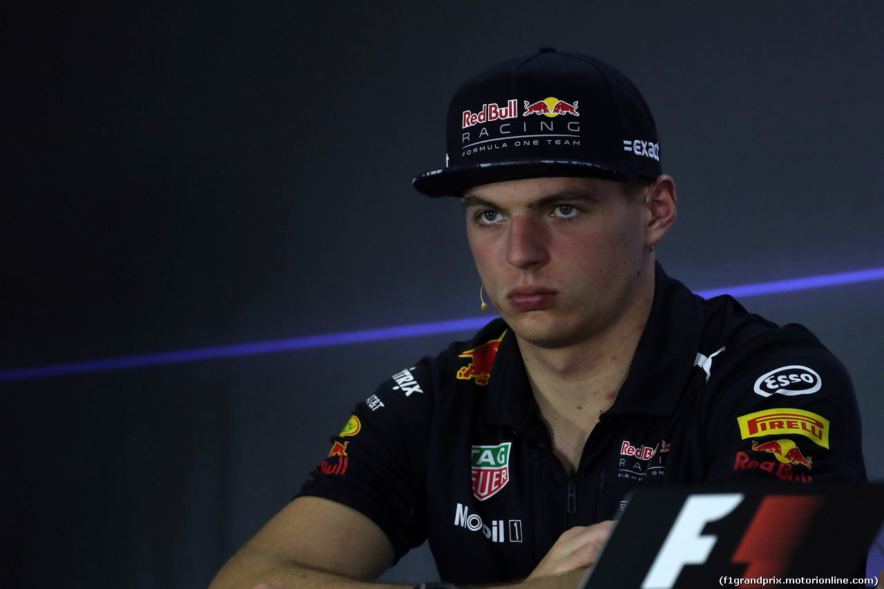 GP ABU DHABI, 23.11.2017 - Max Verstappen (NED) Red Bull Racing RB13