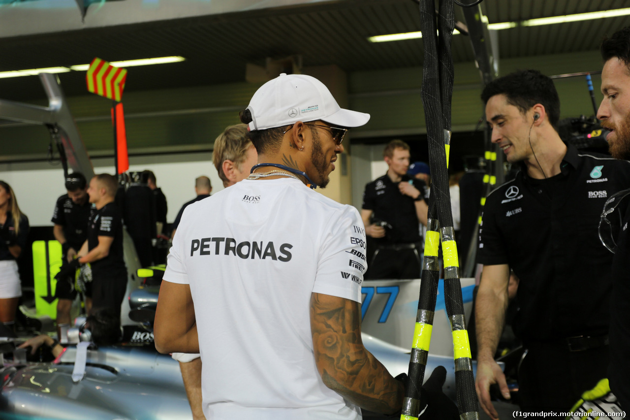 GP ABU DHABI, 23.11.2017 -  Lewis Hamilton (GBR) Mercedes AMG F1 W08