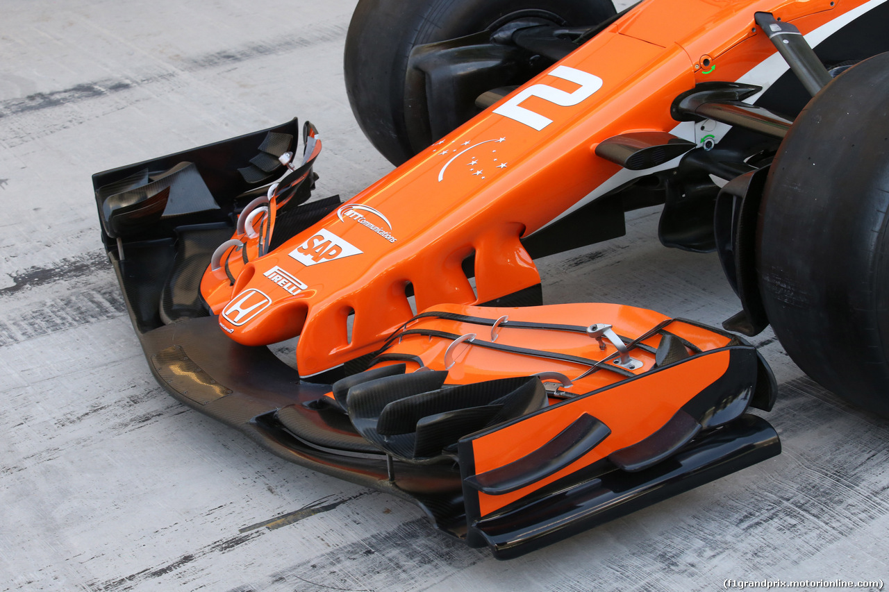 GP ABU DHABI, 25.11.2017 - McLaren MCL32, detail