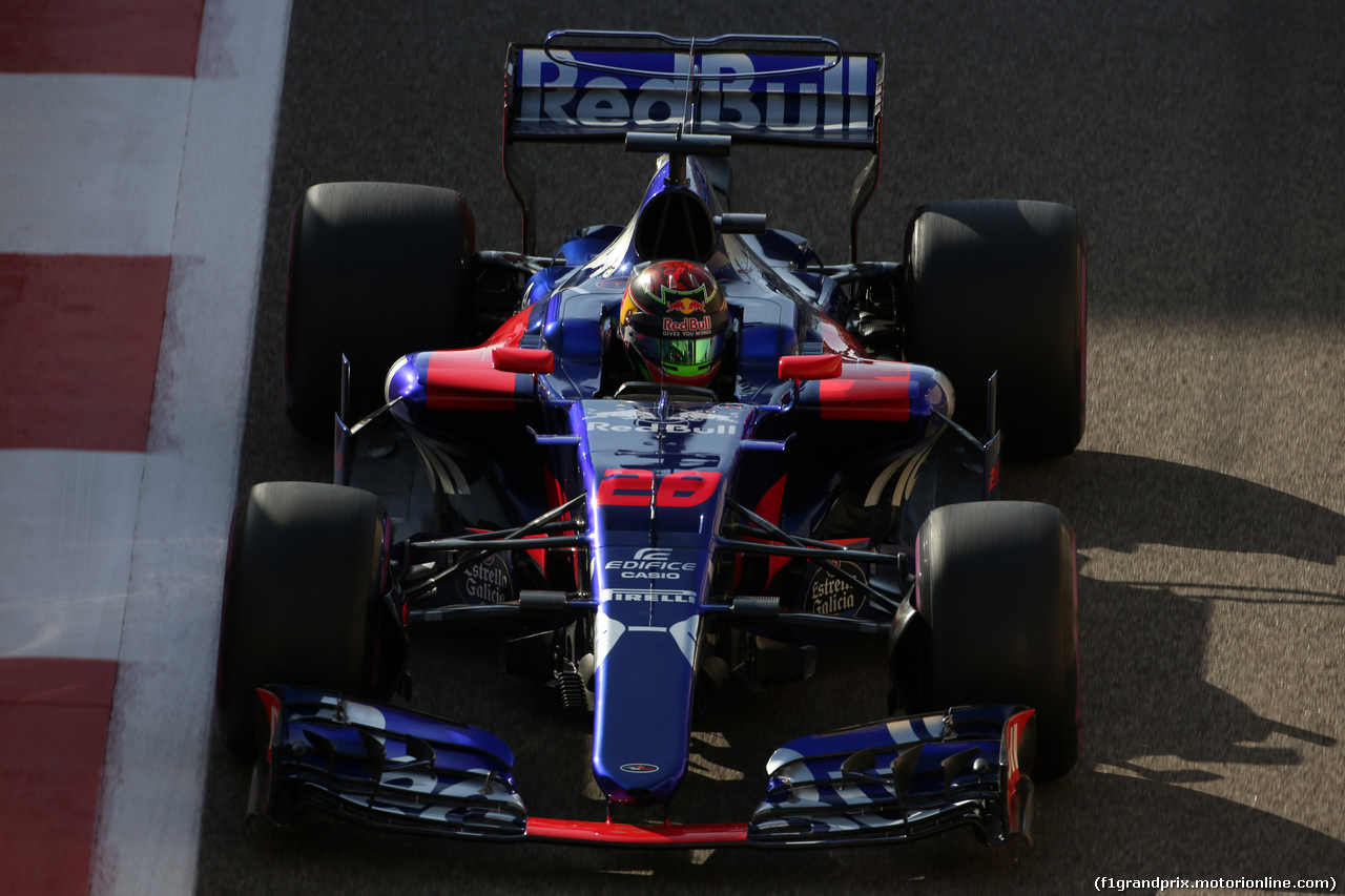 GP ABU DHABI, 25.11.2017 - Prove Libere 3, Brendon Hartley (NZL) Scuderia Toro Rosso STR12