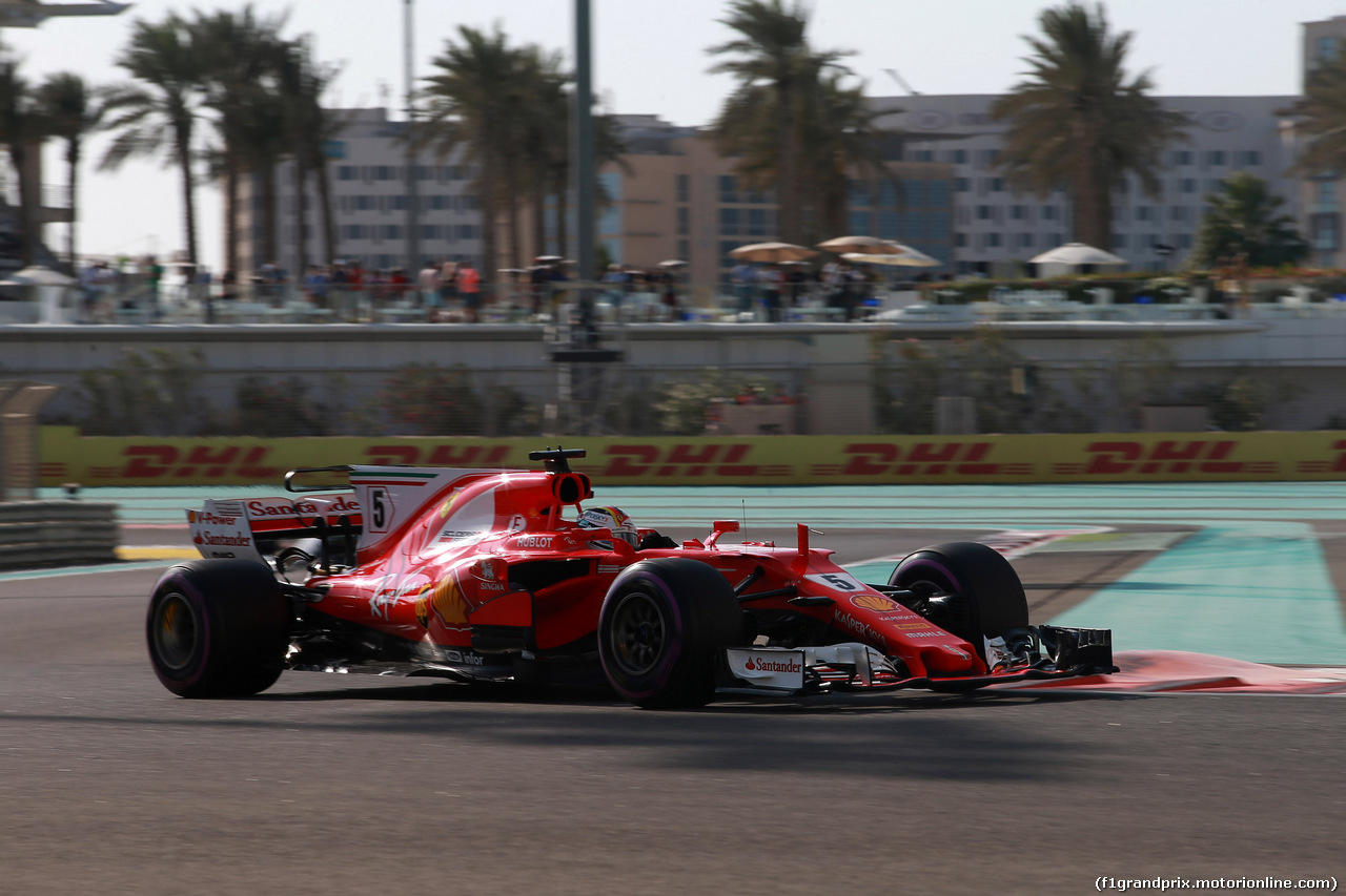 GP ABU DHABI, 25.11.2017 - Prove Libere 3, Sebastian Vettel (GER) Ferrari SF70H