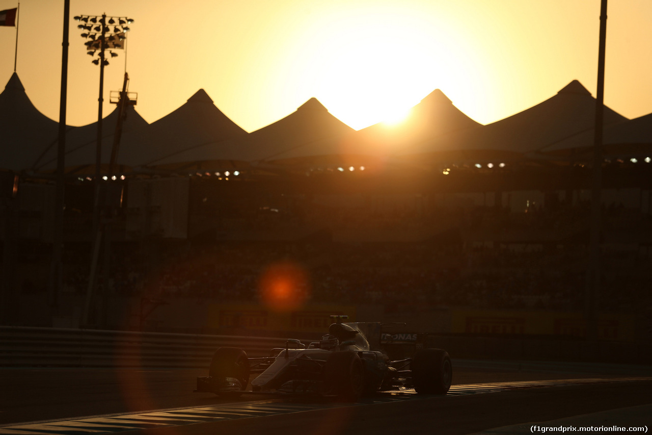 GP ABU DHABI, 25.11.2017 - Qualifiche, Valtteri Bottas (FIN) Mercedes AMG F1 W08