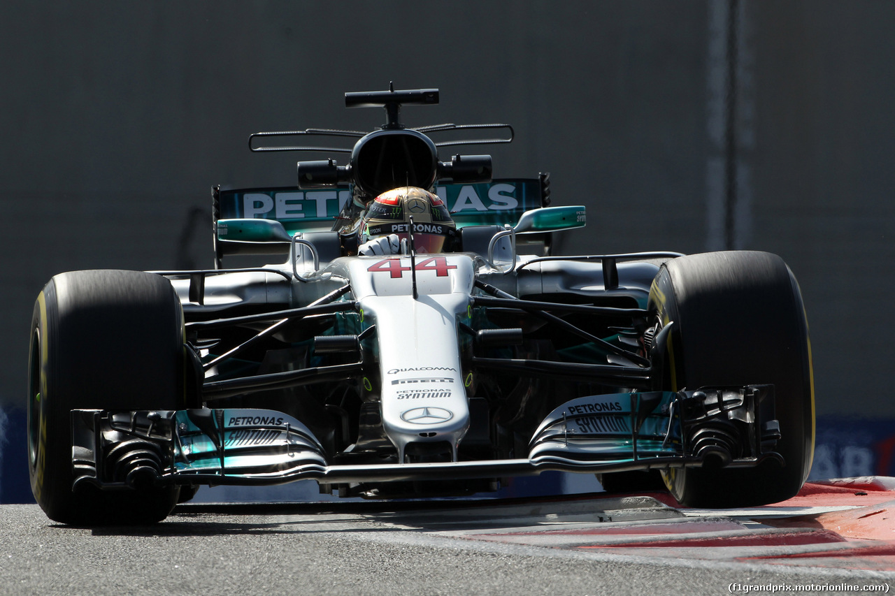 GP ABU DHABI, 24.11.2017 - Prove Libere 1, Lewis Hamilton (GBR) Mercedes AMG F1 W08