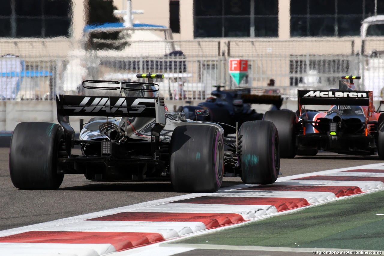 GP ABU DHABI, 24.11.2017 - Prove Libere 1, Antonio Giovinazzi (ITA) Haas F1 Team Test Driver