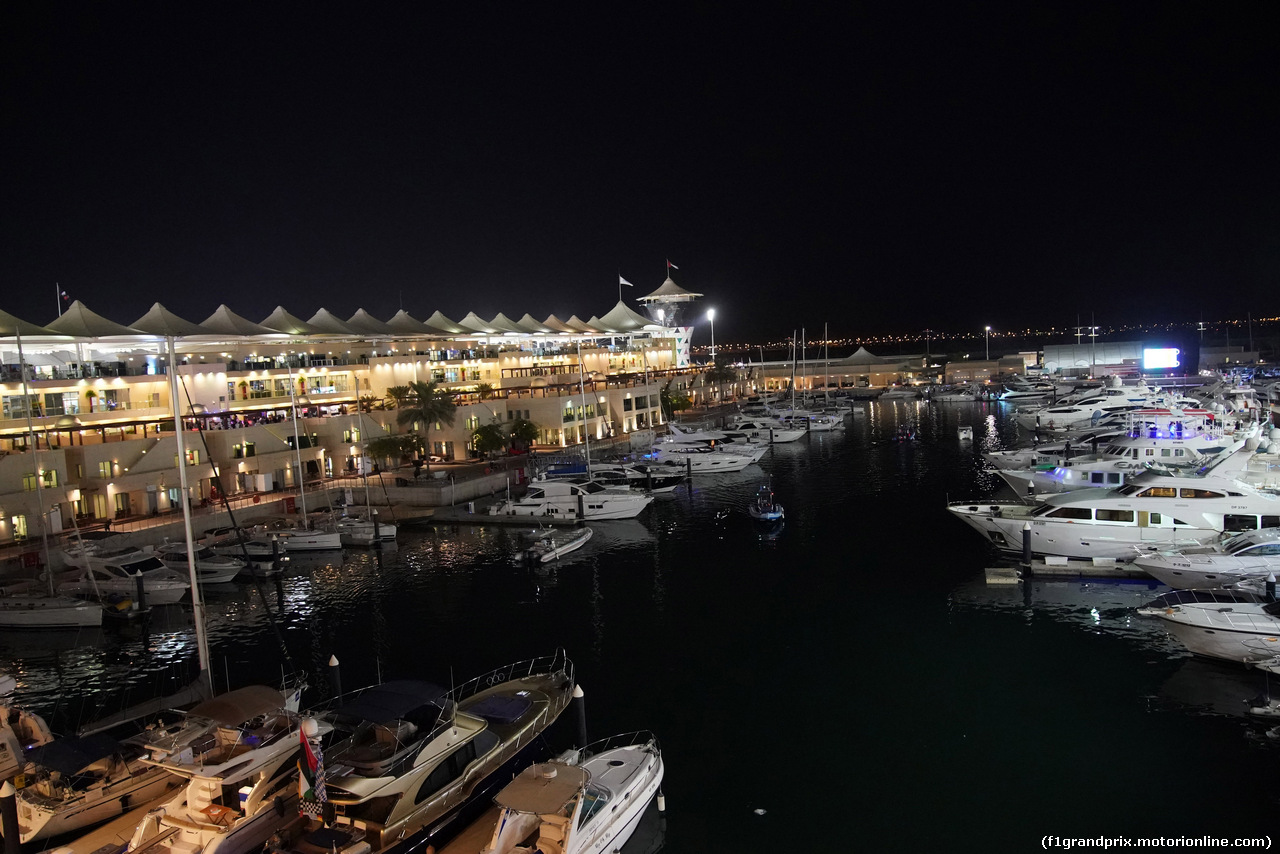 GP ABU DHABI, 24.11.2017 - Prove Libere 1, Circuit Atmosphere