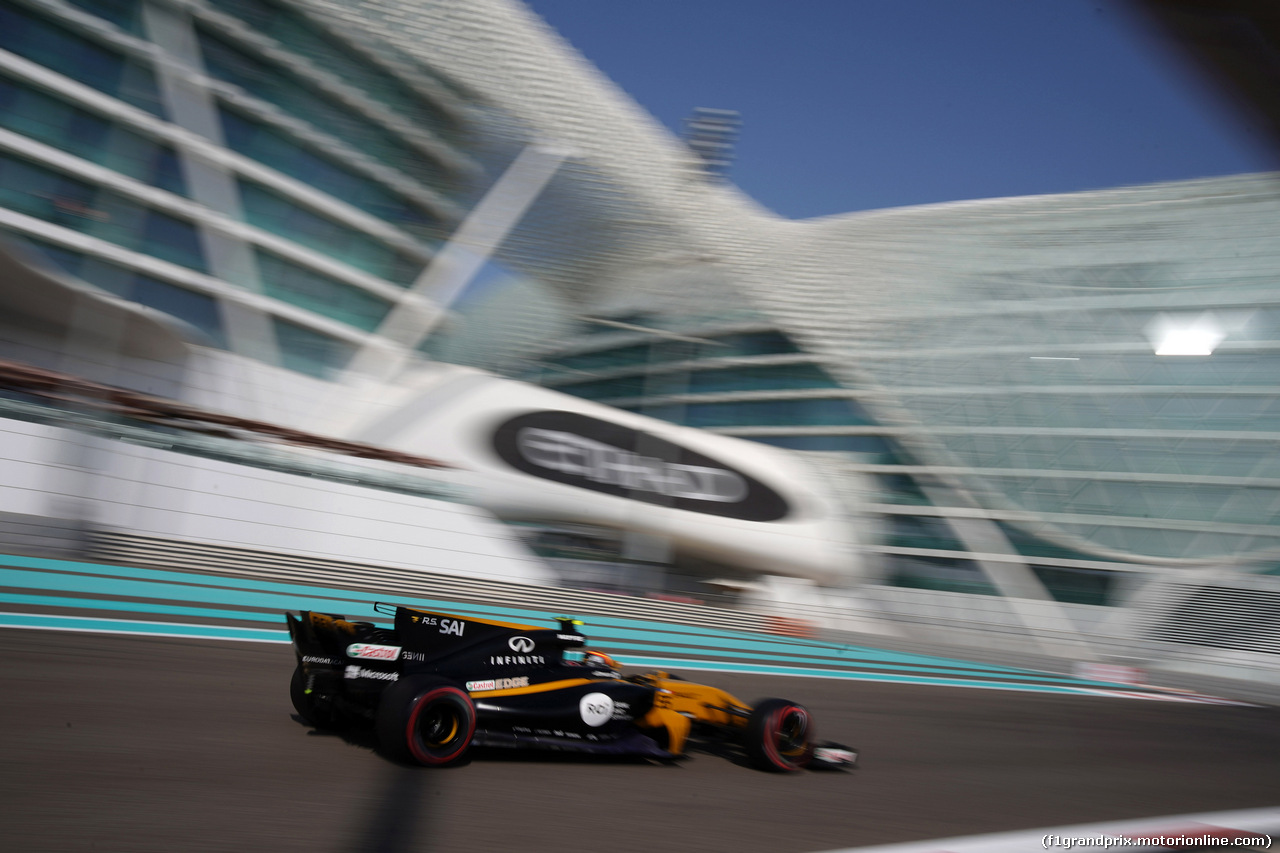 GP ABU DHABI, 24.11.2017 - Prove Libere 1, Carlos Sainz Jr (ESP) Renault Sport F1 Team RS17