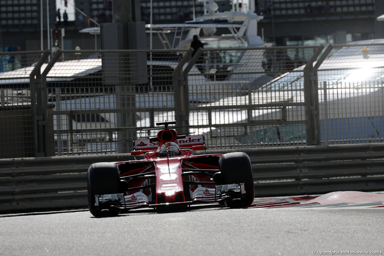 GP ABU DHABI, 24.11.2017 - Prove Libere 1, Sebastian Vettel (GER) Ferrari SF70H