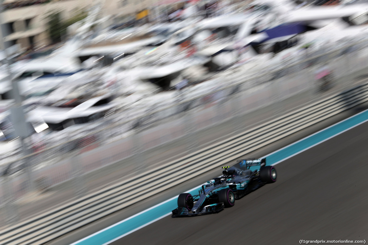 GP ABU DHABI, 24.11.2017 - Prove Libere 1, Valtteri Bottas (FIN) Mercedes AMG F1 W08