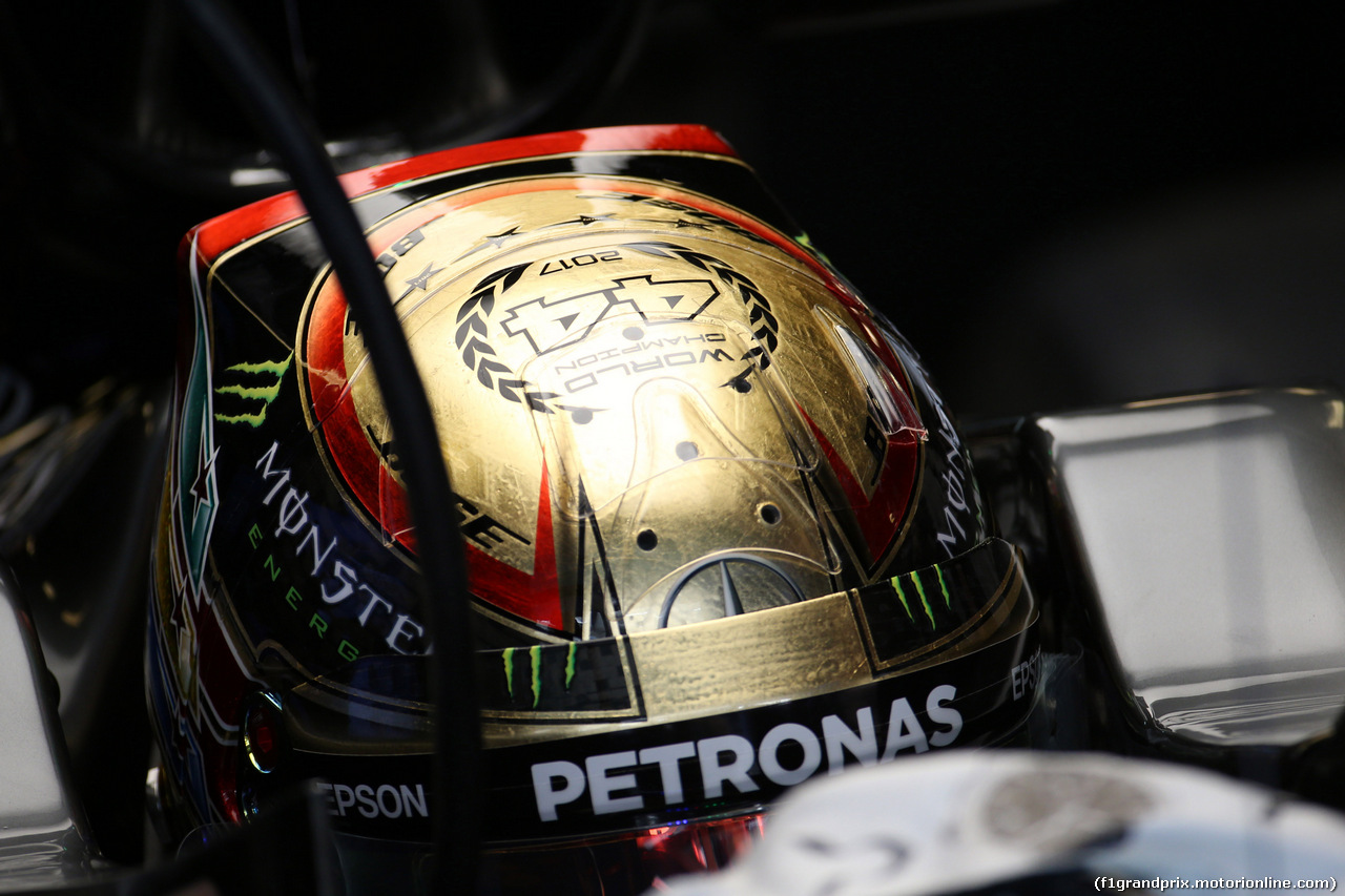 GP ABU DHABI, 24.11.2017 - Prove Libere 1, The helmet of Lewis Hamilton (GBR) Mercedes AMG F1 W08