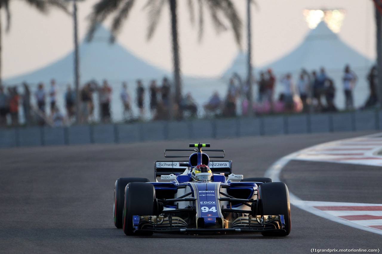 GP ABU DHABI, 24.11.2017 - Prove Libere 2, Pascal Wehrlein (GER) Sauber C36