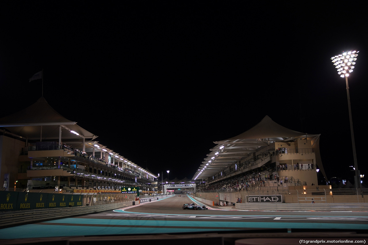 GP ABU DHABI, 24.11.2017 - Prove Libere 2, Lewis Hamilton (GBR) Mercedes AMG F1 W08