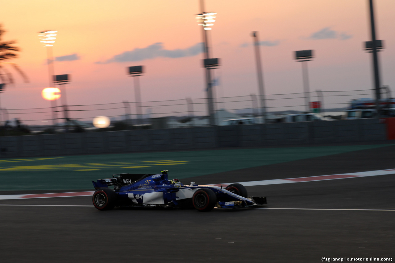 GP ABU DHABI, 24.11.2017 - Prove Libere 2, Pascal Wehrlein (GER) Sauber C36