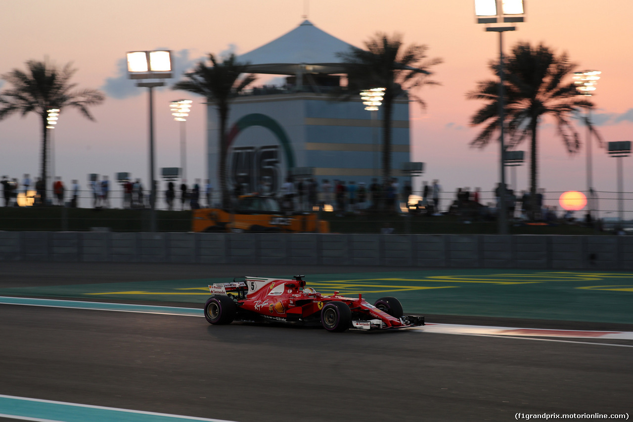 GP ABU DHABI, 24.11.2017 - Prove Libere 2, Sebastian Vettel (GER) Ferrari SF70H