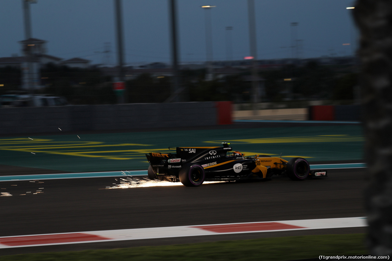 GP ABU DHABI, 24.11.2017 - Prove Libere 2, Carlos Sainz Jr (ESP) Renault Sport F1 Team RS17