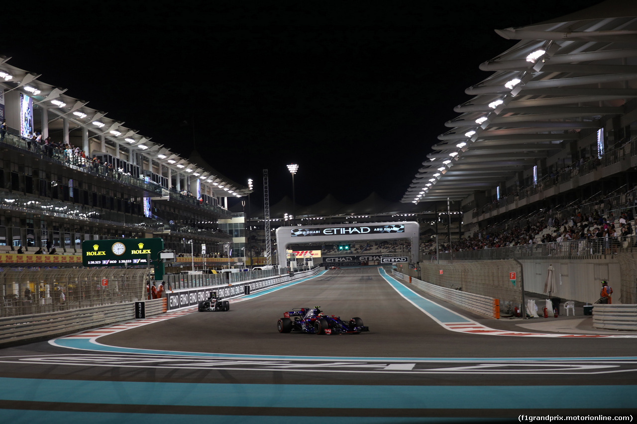 GP ABU DHABI, 24.11.2017 - Prove Libere 2, Pierre Gasly (FRA) Scuderia Toro Rosso STR12