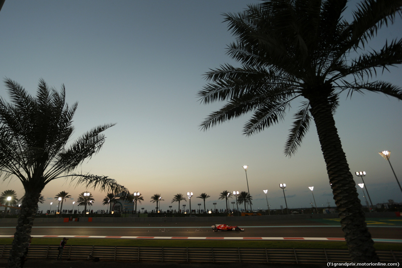 GP ABU DHABI, 24.11.2017 - Prove Libere 2, Sebastian Vettel (GER) Ferrari SF70H