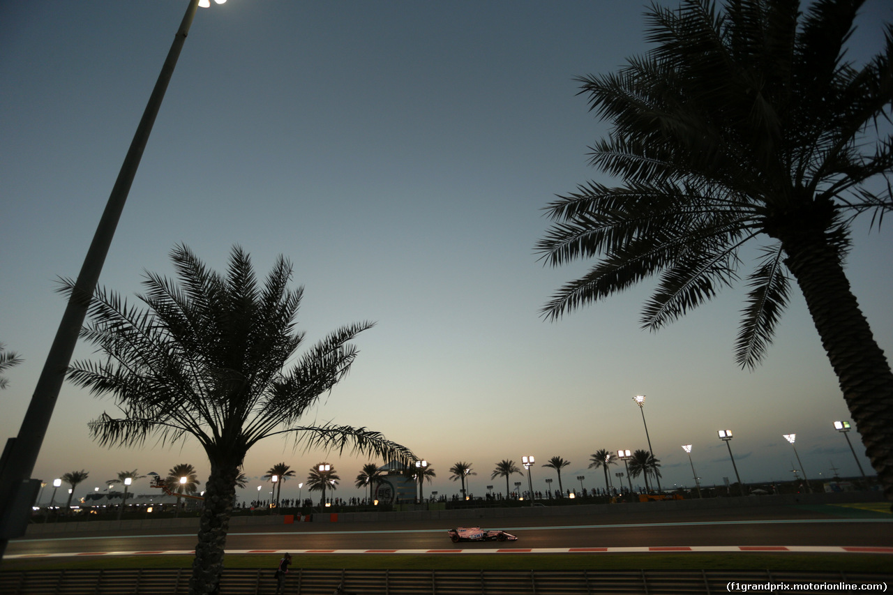 GP ABU DHABI, 24.11.2017 - Prove Libere 2, Sergio Perez (MEX) Sahara Force India F1 VJM010