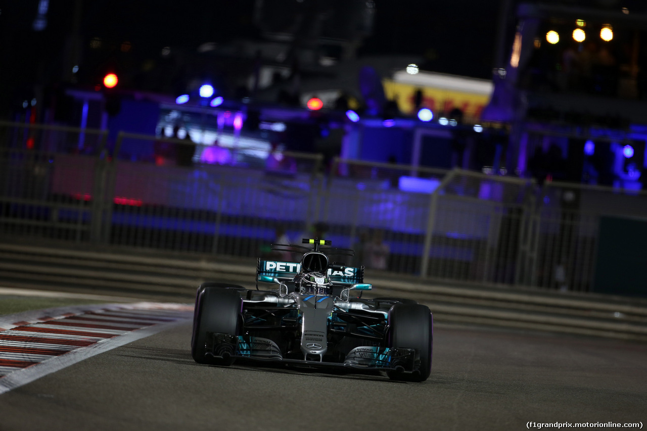 GP ABU DHABI, 24.11.2017 - Prove Libere 2, Valtteri Bottas (FIN) Mercedes AMG F1 W08