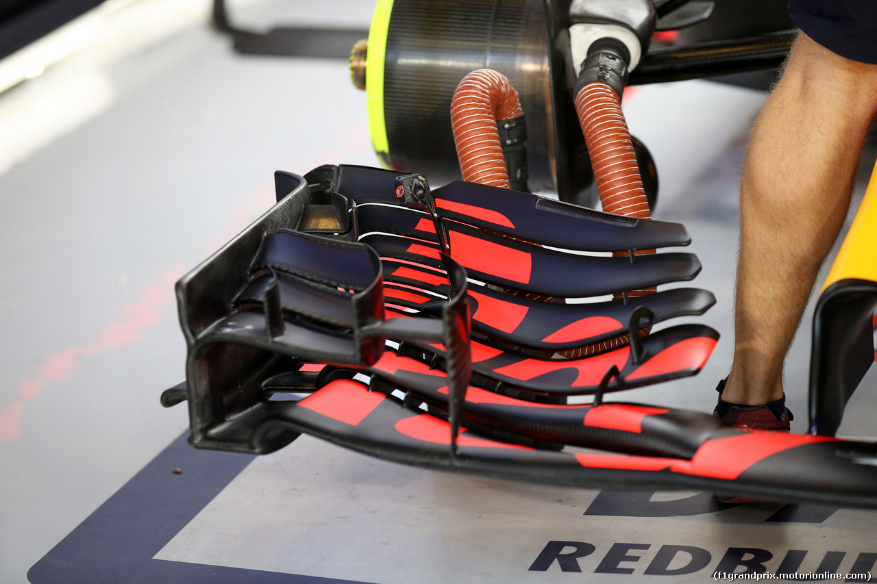 GP ABU DHABI, 24.11.2017 - Prove Libere 2, Red Bull Racing RB13, detail