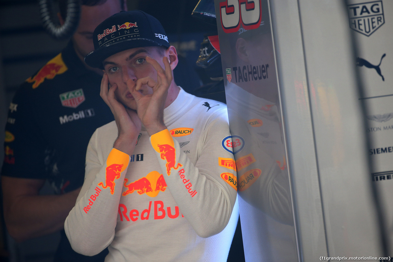 GP ABU DHABI, 24.11.2017 - Prove Libere 2, Max Verstappen (NED) Red Bull Racing RB13