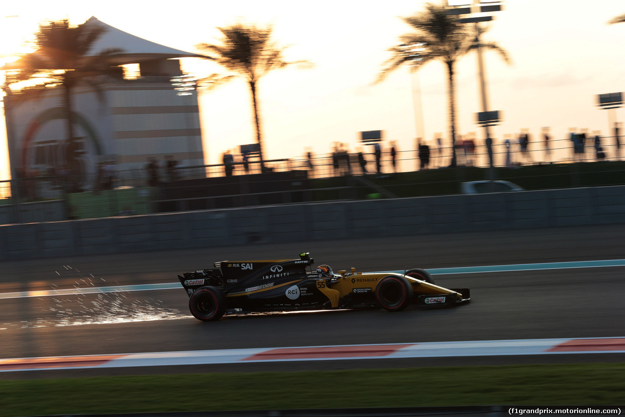 GP ABU DHABI, 24.11.2017 - Prove Libere 2, Carlos Sainz Jr (ESP) Renault Sport F1 Team RS17