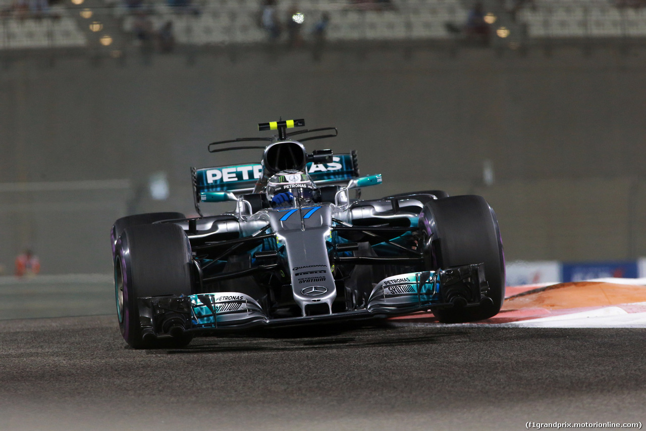 GP ABU DHABI, 24.11.2017 - Prove Libere 2, Valtteri Bottas (FIN) Mercedes AMG F1 W08