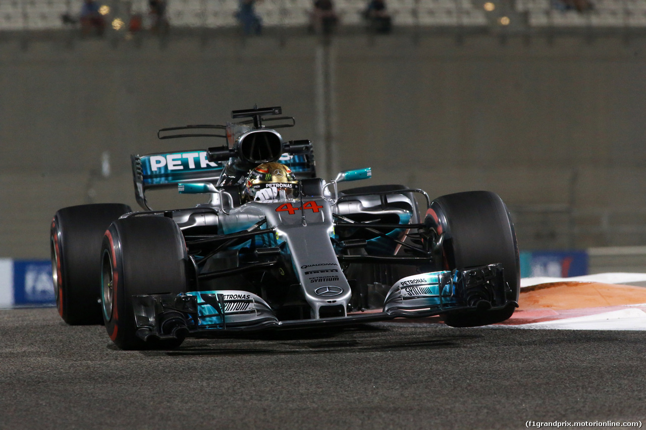 GP ABU DHABI, 24.11.2017 - Prove Libere 2, Lewis Hamilton (GBR) Mercedes AMG F1 W08