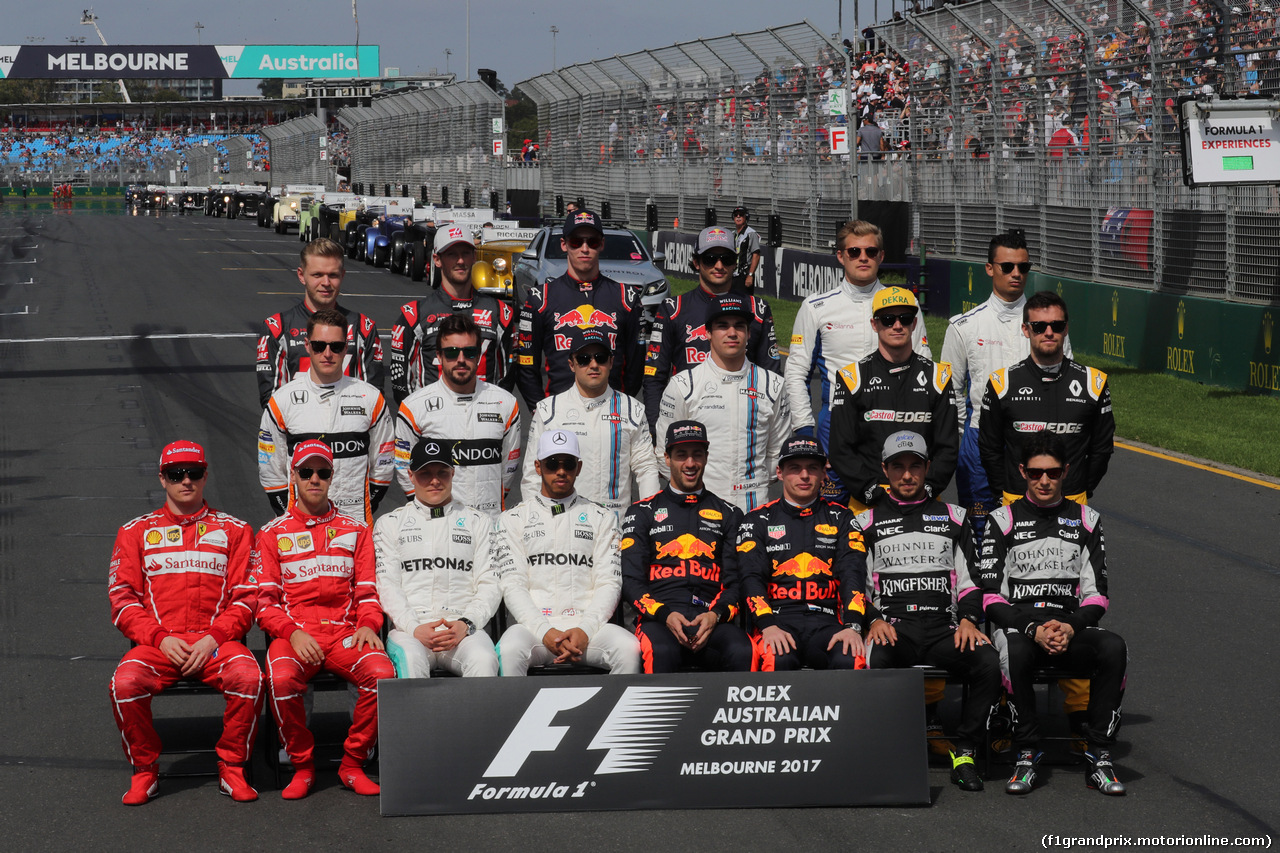 GP AUSTRALIA, 26.03.2017 - The drivers partenza of season group photograph.