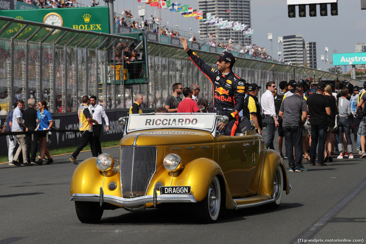 GP AUSTRALIA, 26.03.2017 - Daniel Ricciardo (AUS) Red Bull Racing RB13