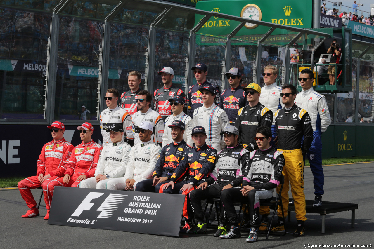 GP AUSTRALIA, 26.03.2017 - The drivers partenza of season group photograph.