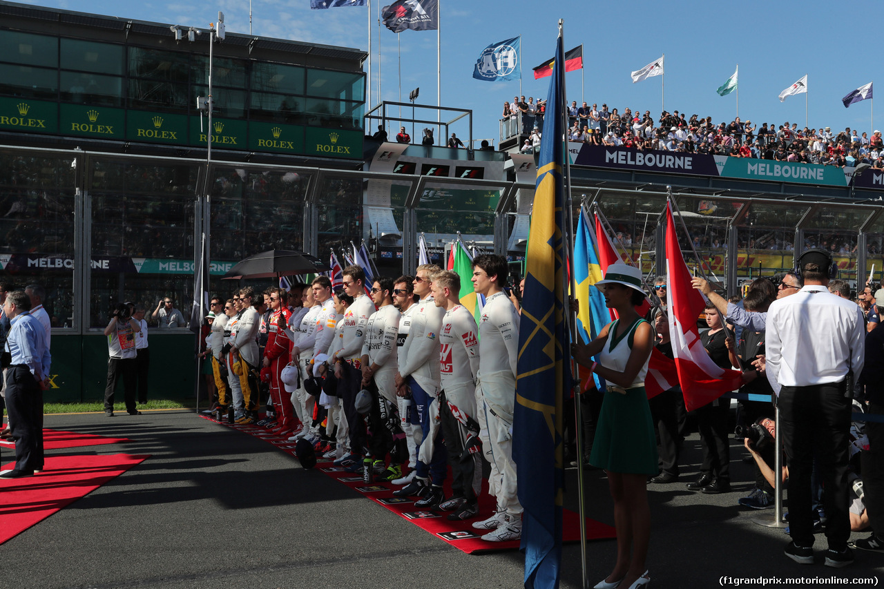 GP AUSTRALIA, 26.03.2017 - Gara, The drives observe the national anthem