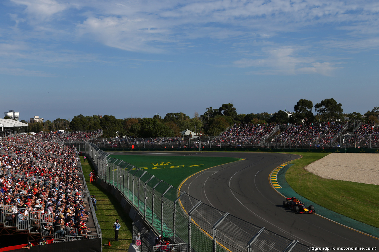 GP AUSTRALIA, 26.03.2017 - Gara, Max Verstappen (NED) Red Bull Racing RB13