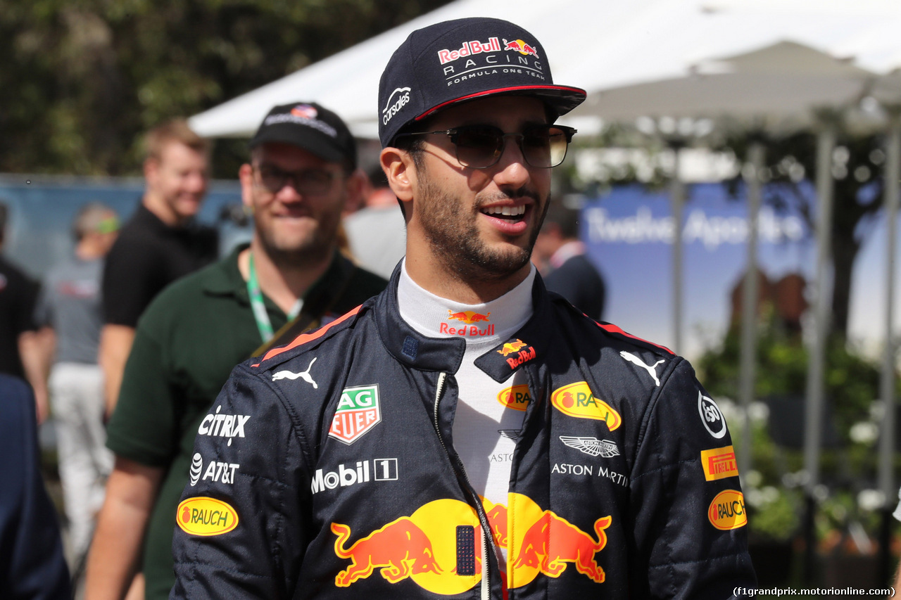 GP AUSTRALIA, 23.03.2017 - Daniel Ricciardo (AUS) Red Bull Racing RB13