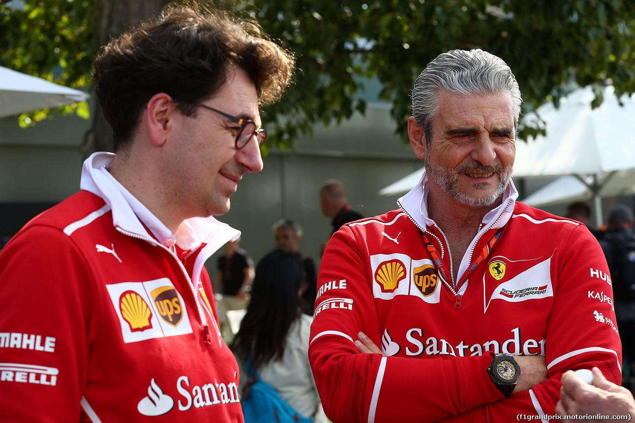 GP AUSTRALIA, 23.03.2017 - Mattia Binotto (ITA) Chief Technical Officer, Ferrari e Maurizio Arrivabene (ITA) Ferrari Team Principal