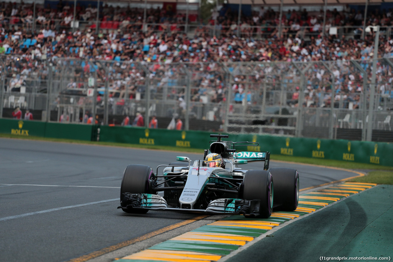 GP AUSTRALIA, 25.03.2017 - Qualifiche, Lewis Hamilton (GBR) Mercedes AMG F1 W08