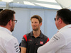 GP AUSTRALIA, 25.03.2017 - Free Practice 3, Romain Grosjean (FRA) Haas F1 Team VF-17 e Eric Boullier (FRA) McLaren Racing Director