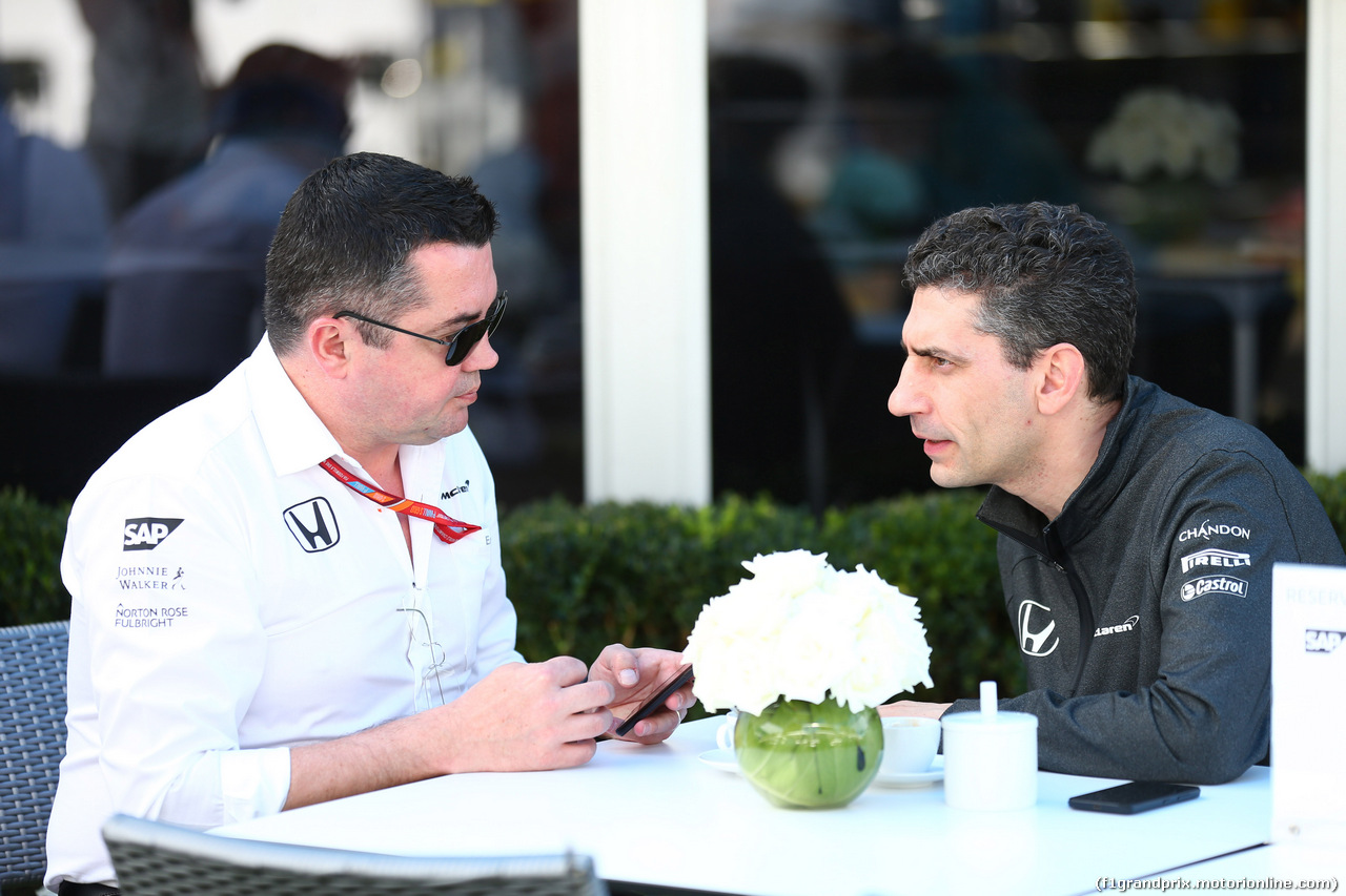 GP AUSTRALIA, 24.03.2017 - Eric Boullier (FRA) McLaren Racing Director e Andrea Stella (ITA) Mclaren race Engineer