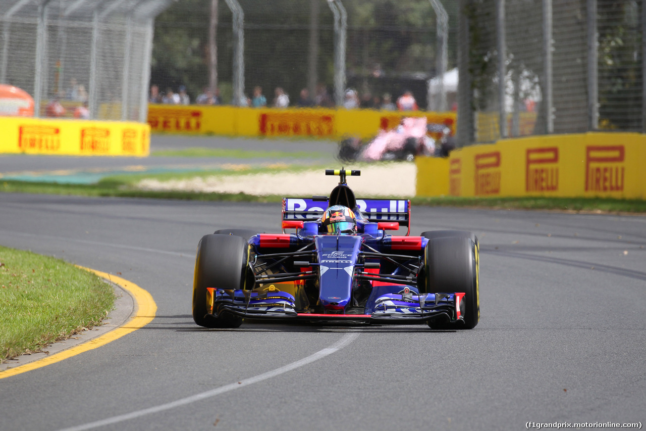 GP AUSTRALIA, 24.03.2017 - Prove Libere 1, Carlos Sainz Jr (ESP) Scuderia Toro Rosso STR12