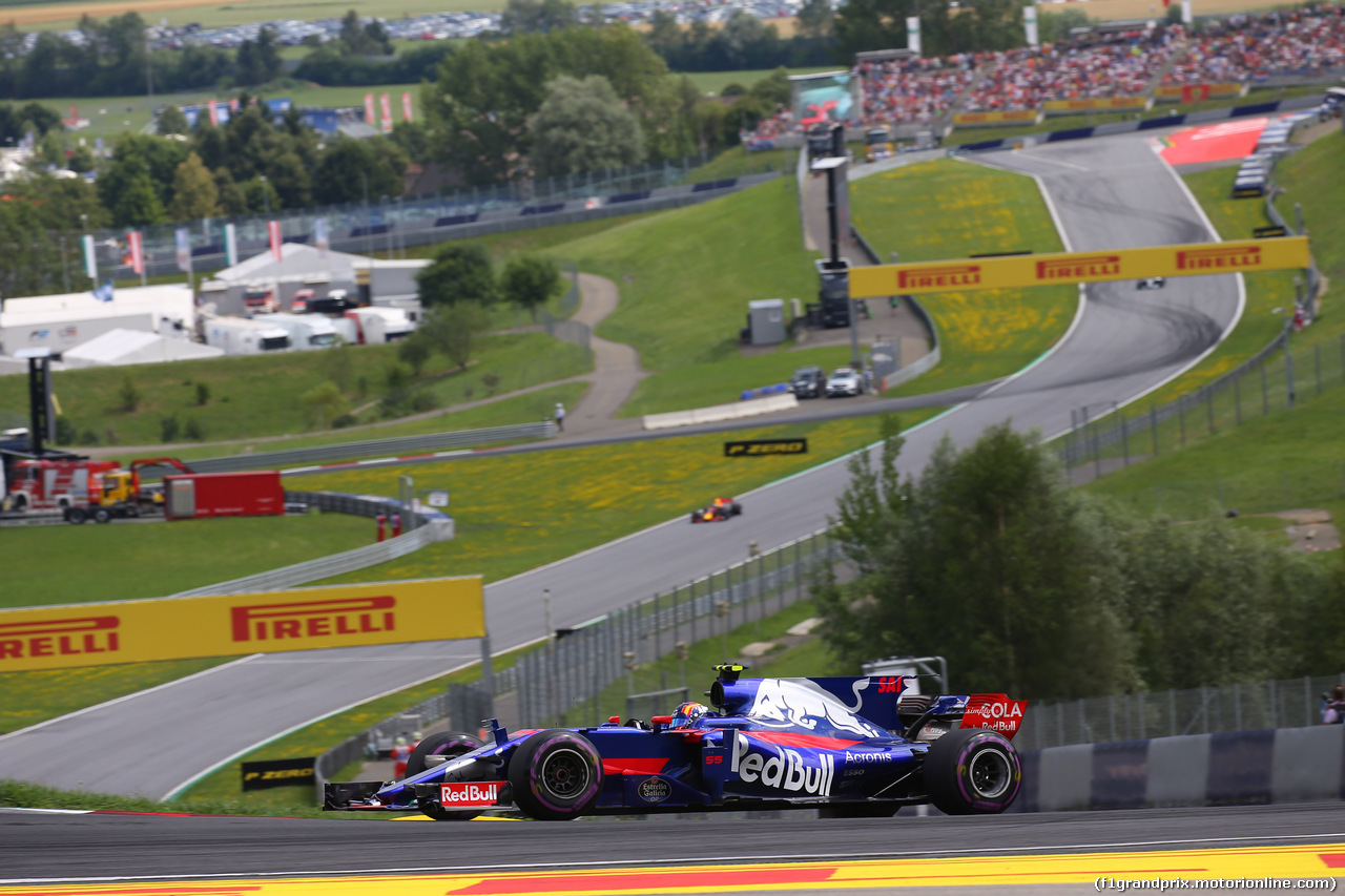 GP AUSTRIA, 08.07.2017- Qualifiche, Carlos Sainz Jr (ESP) Scuderia Toro Rosso STR12