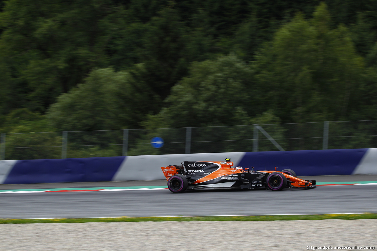 GP AUSTRIA, 08.07.2017- Qualifiche, Stoffel Vandoorne (BEL) McLaren MCL32
