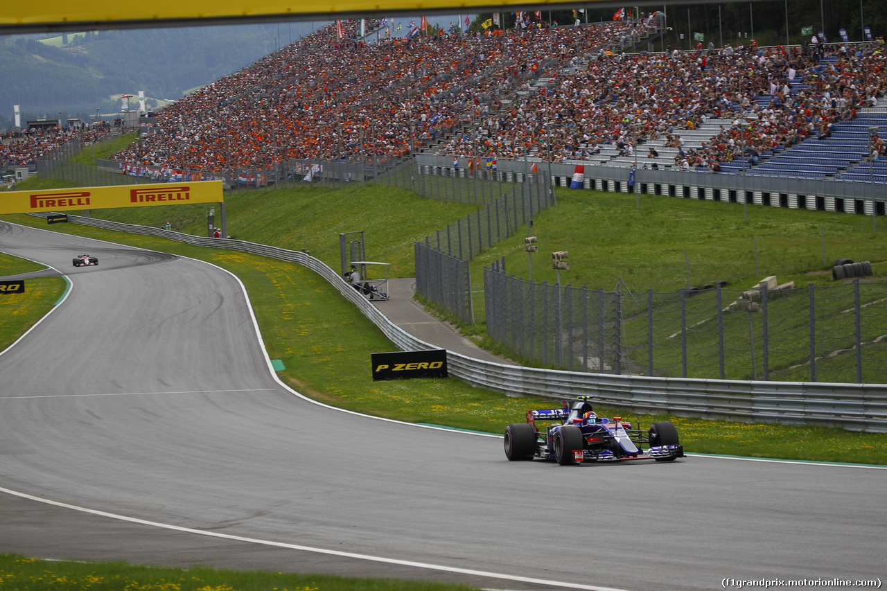 GP AUSTRIA, 08.07.2017- Qualifiche, Carlos Sainz Jr (ESP) Scuderia Toro Rosso STR12