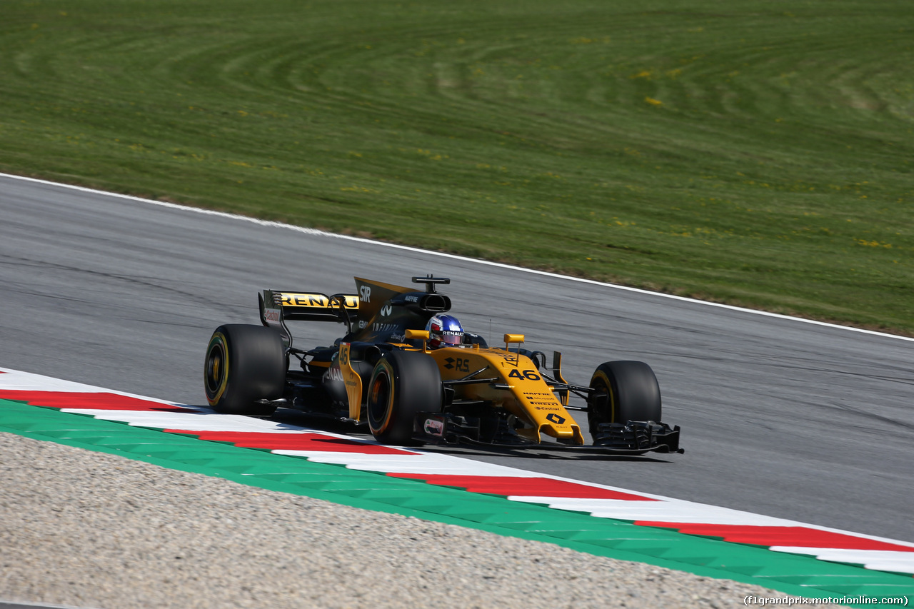 GP AUSTRIA, 07.07.2017- Prove Libere 1, Sergey Sirotkin (RUS) Renault Sport F1 Team RS17 3rd driver