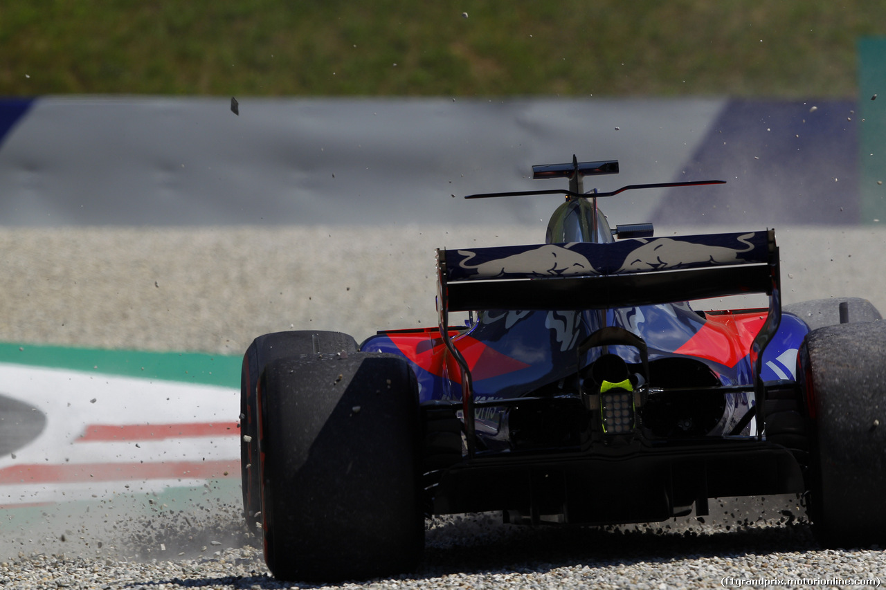 GP AUSTRIA, 07.07.2017- Prove Libere 1, Daniil Kvyat (RUS) Scuderia Toro Rosso STR12