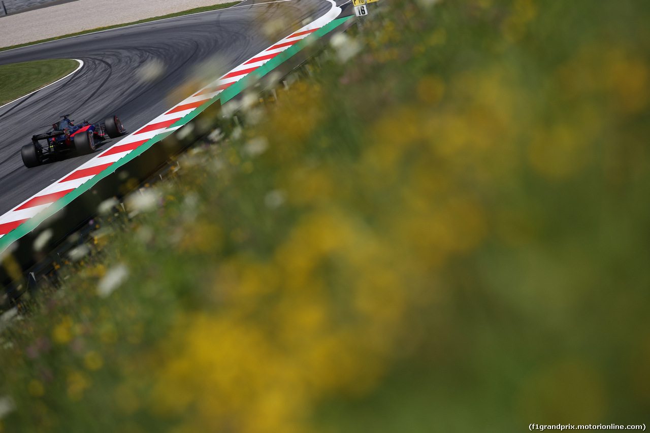GP AUSTRIA, 07.07.2017- Prove Libere 1, Daniil Kvyat (RUS) Scuderia Toro Rosso STR12