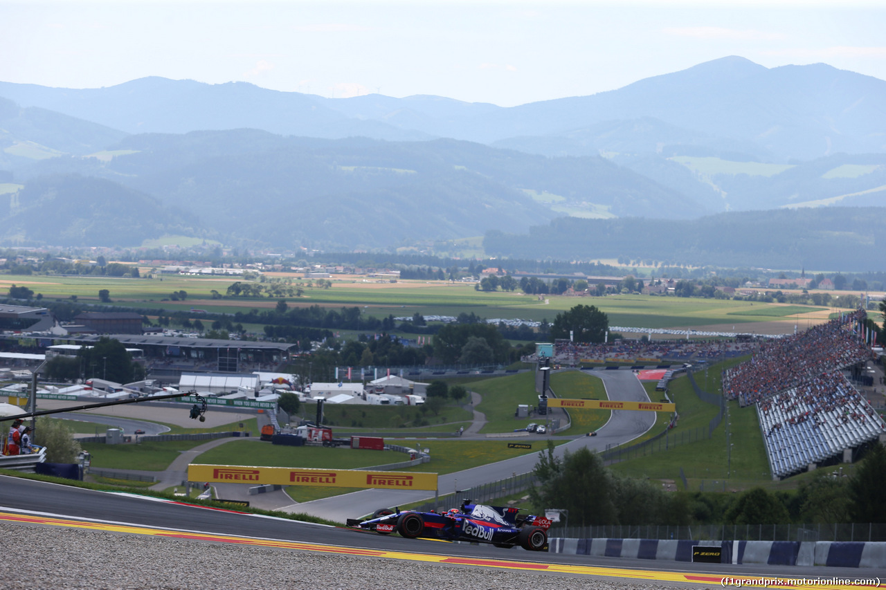 GP AUSTRIA, 07.07.2017- Prove Libere 1, Daniil Kvyat (RUS) Scuderia Toro Rosso STR12