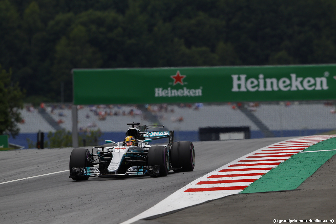 GP AUSTRIA, 07.07.2017- Prove Libere 2, Lewis Hamilton (GBR) Mercedes AMG F1 W08