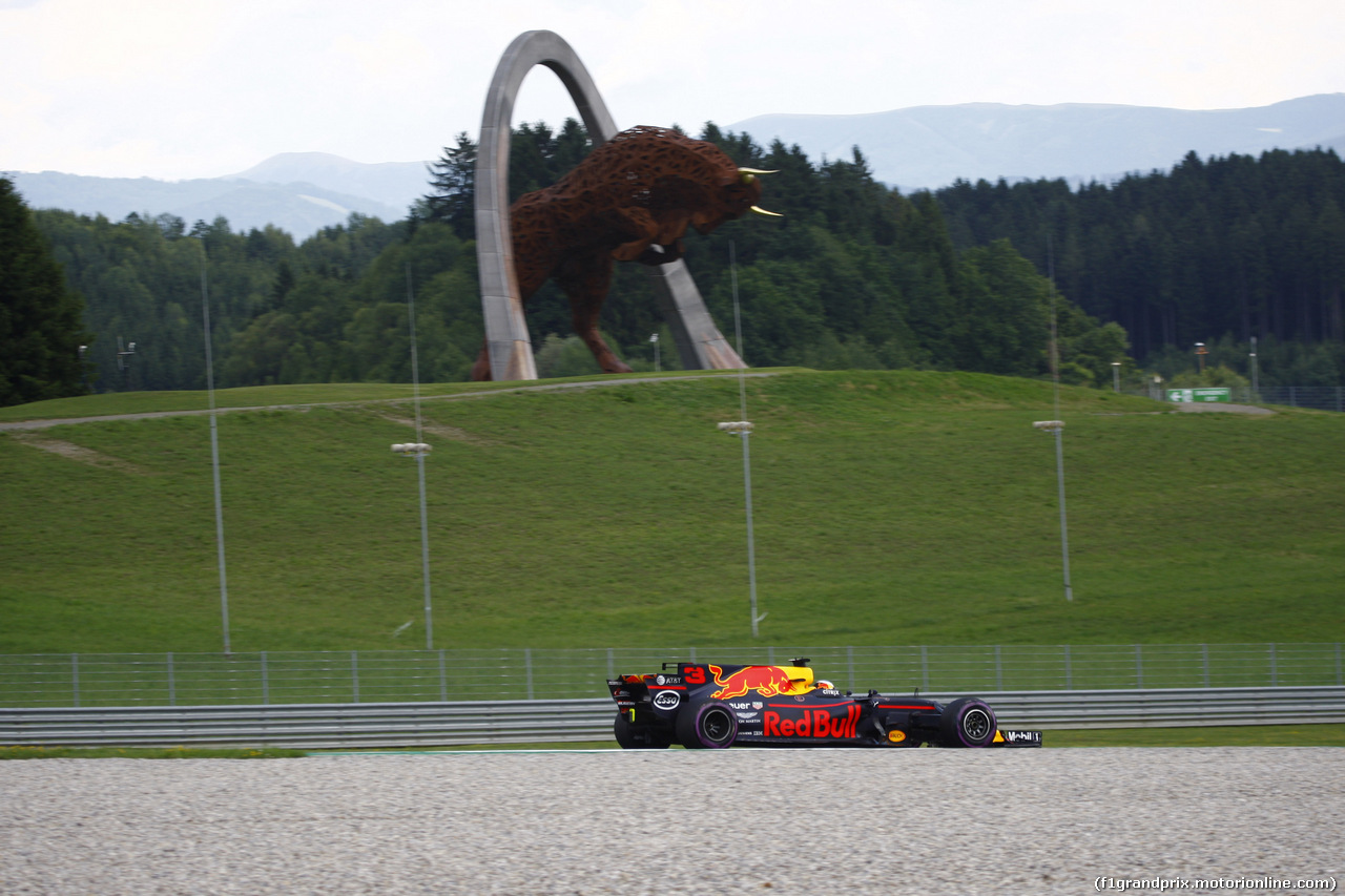 GP AUSTRIA, 07.07.2017- Prove Libere 2, Daniel Ricciardo (AUS) Red Bull Racing RB13