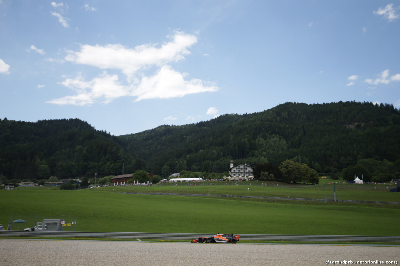 GP AUSTRIA, 07.07.2017- Prove Libere 2, Fernando Alonso (ESP) McLaren Honda MCL32