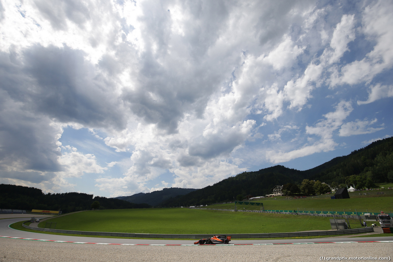 GP AUSTRIA, 07.07.2017- Prove Libere 2, Fernando Alonso (ESP) McLaren Honda MCL32