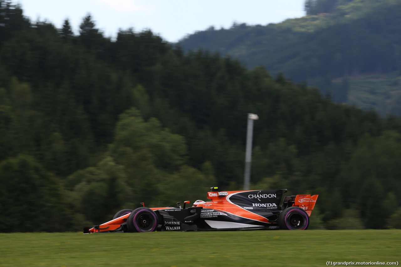 GP AUSTRIA, 07.07.2017- Prove Libere 2, Stoffel Vandoorne (BEL) McLaren MCL32